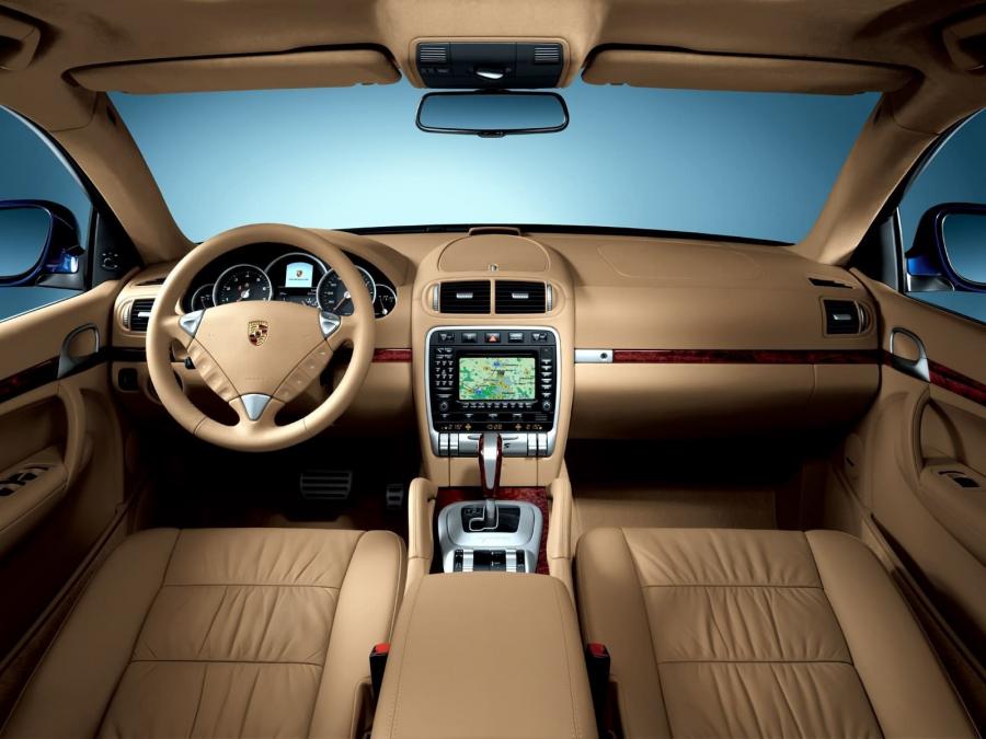  Porsche Cayenne Turbo S 2006 года  (фото 6 из 27)